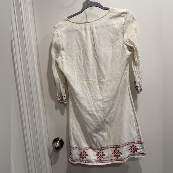 Caslon Cream Tunic with Red Embroidery - Picture 3 of 5